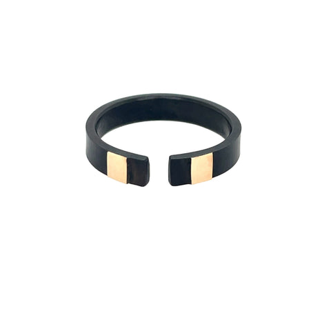Gold Lines Gap Ring